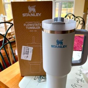 **BRAND NEW** 40oz Stanley Tumbler in Fog